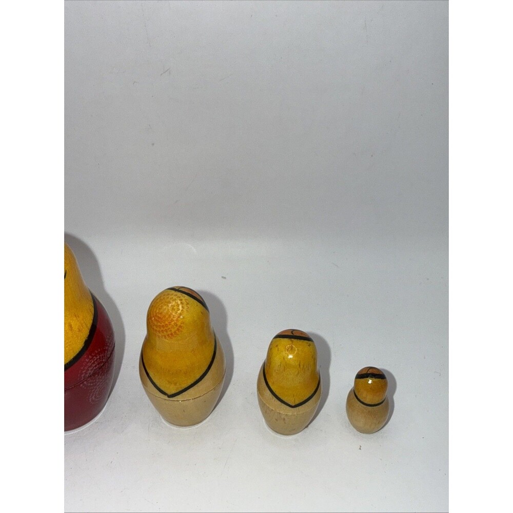 Vintage Nesting Dolls - 5 Pieces - Picture 6 of 7